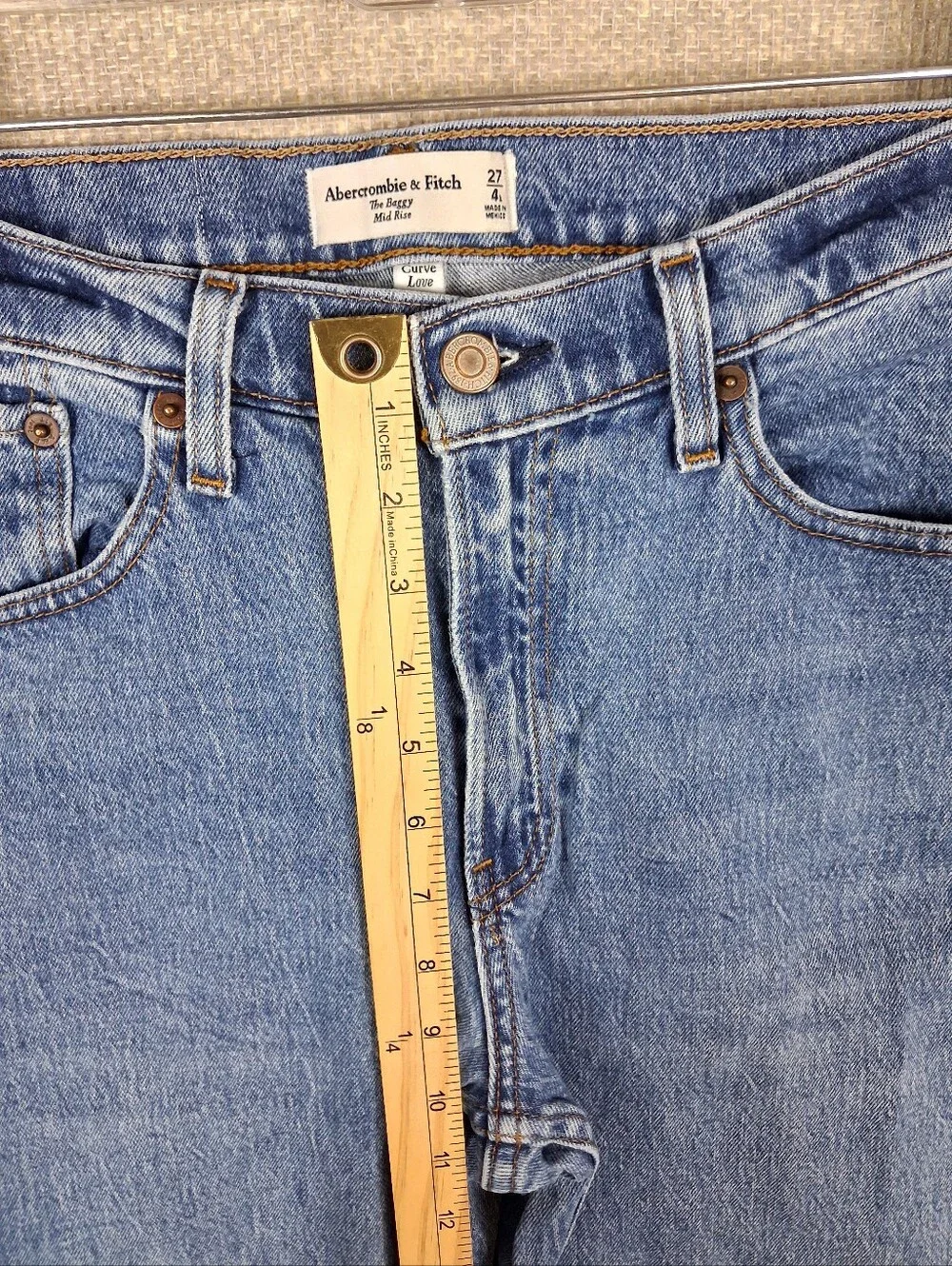 Abercrombie & Fitch Curve Love The Baggy Mid Rise Jeans Medium Wash Denim 27/4